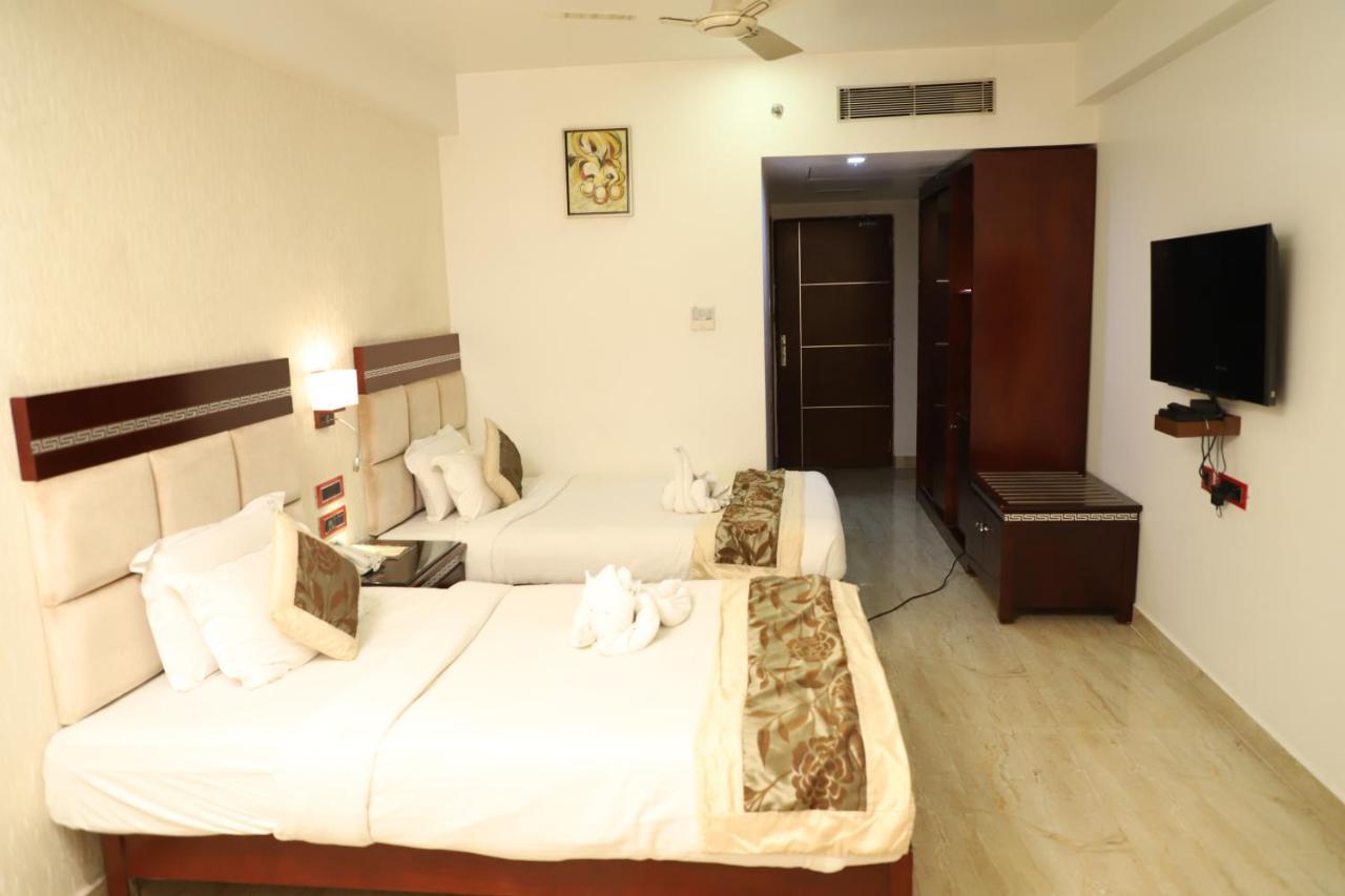 Republic Hotel Patna  Ngoại thất bức ảnh