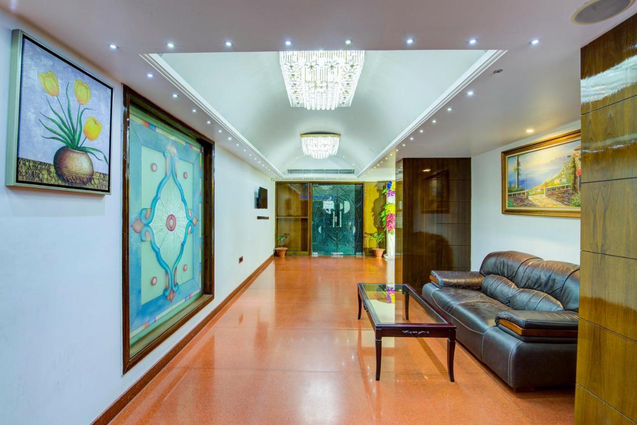 Republic Hotel Patna  Ngoại thất bức ảnh